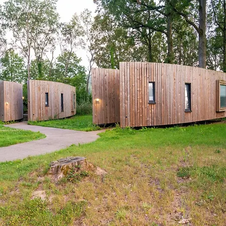 Serene Retreat In Antoing