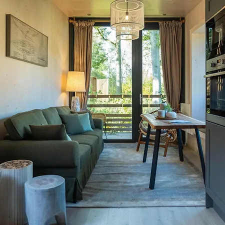 Serene Retreat In 펜션 Antoing